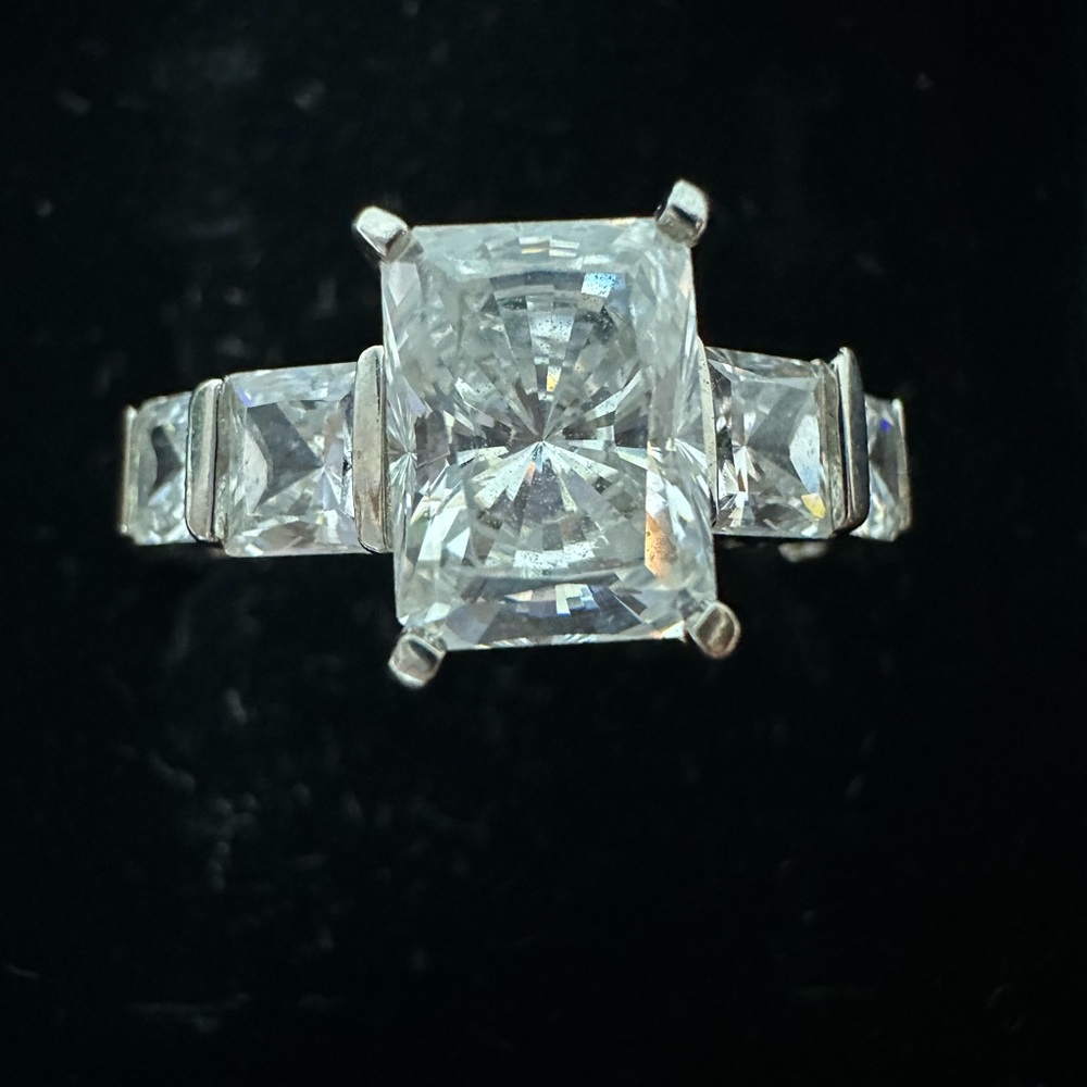 Gorgeous Sterling Silver & CZ Emerald Cut Diamond Ring